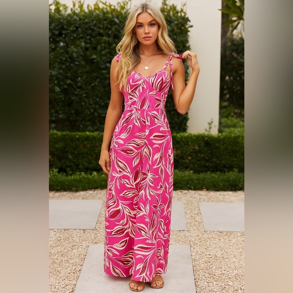 NEW Band of the Free Bustier Tropical Maxi Dress Tie Straps
Pink sz Small